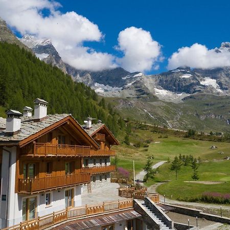 3 Chalets Aparthotel Breuil-Cervinia Dış mekan fotoğraf